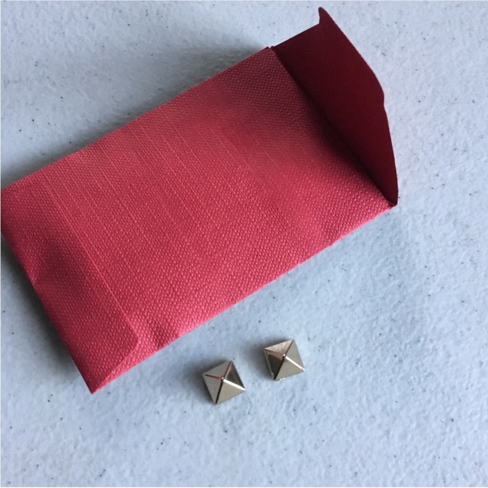 VALENTINO SET OF TWO SILVER STUDS NO OTHER TOOLS IN ORIGINAL ENVELOPE - Picture 8 of 8